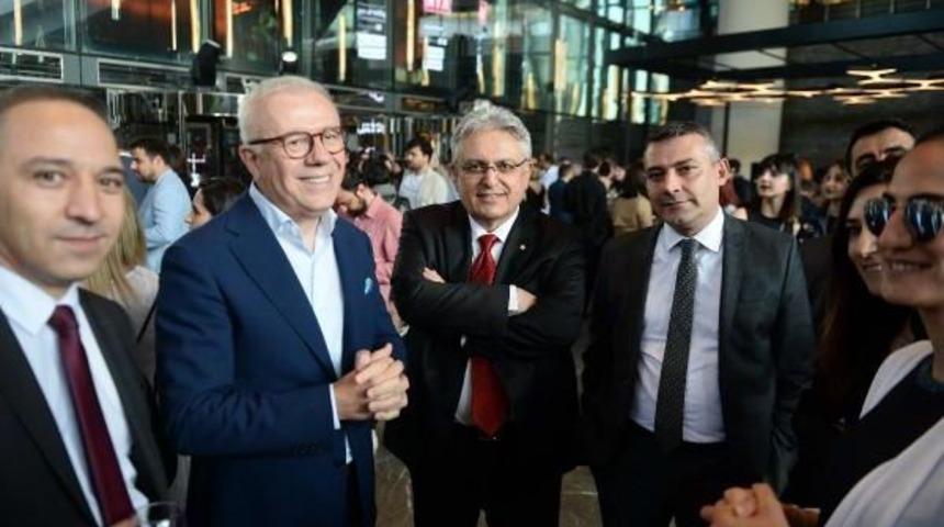 14'&uuml;nc&uuml; Kırmızı &Ouml;d&uuml;lleri Sahiplerini Buldu