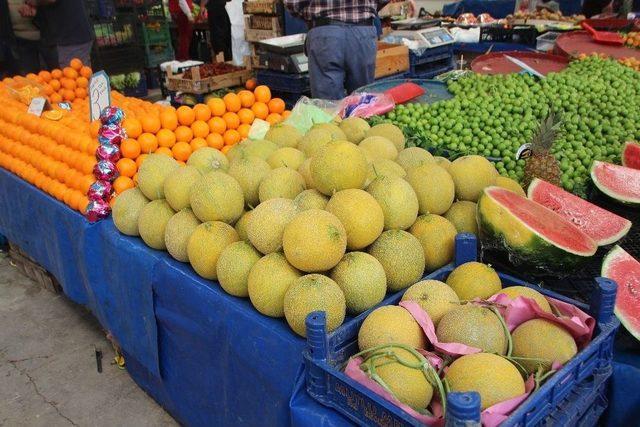 Yazlık Kavun Tezgahlara Renk Getirdi