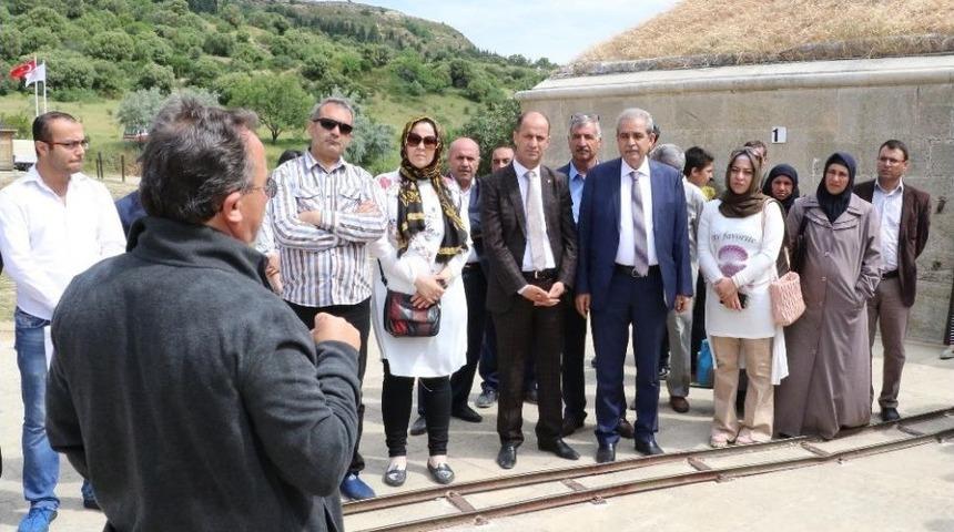 Haliliye Belediyesi Gazi Ve Şehit Yakınlarını &Ccedil;anakkale&rsquo;ye G&ouml;t&uuml;rd&uuml;