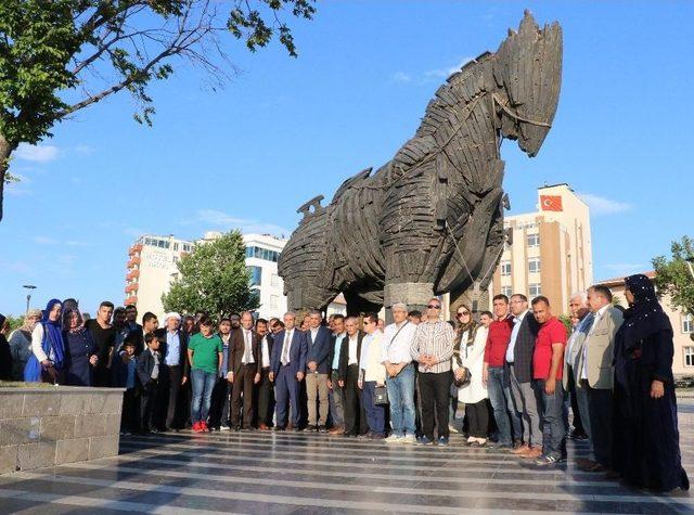 Haliliye Belediyesi Gazi Ve Şehit Yakınlarını Çanakkale’ye Götürdü