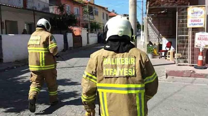 Burhaniye&rsquo;de Alev Alan T&uuml;p Paniği