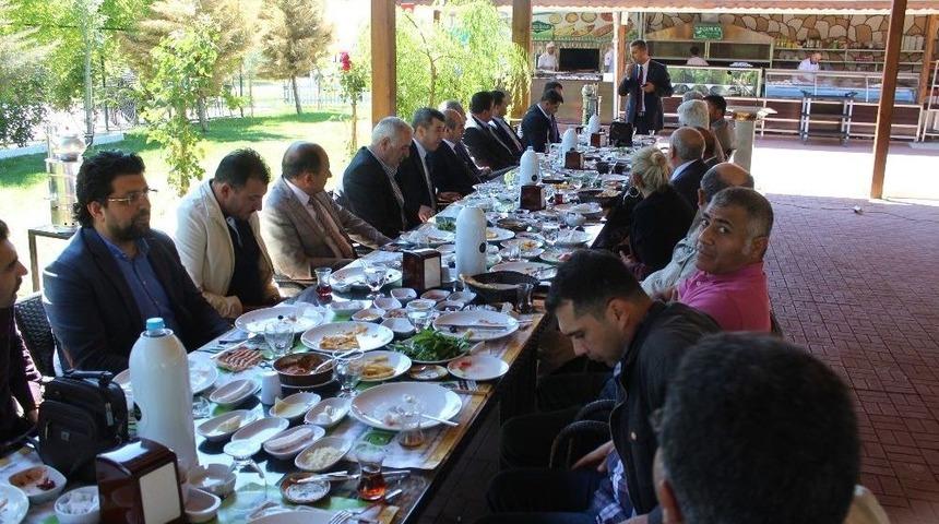 Tarım Sekt&ouml;r&uuml;n&uuml;n Temsilcileri Bir Araya Geldi