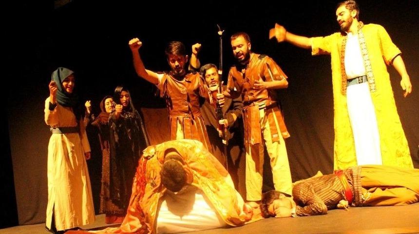 Diriliş Muştusu, Erzurum&rsquo;da Sahnelendi