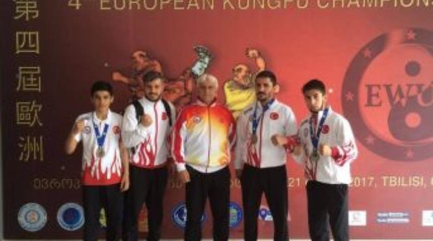 Yalovalı Wushucular G&uuml;rcistan&rsquo;dan 4 Madalya İle D&ouml;nd&uuml;