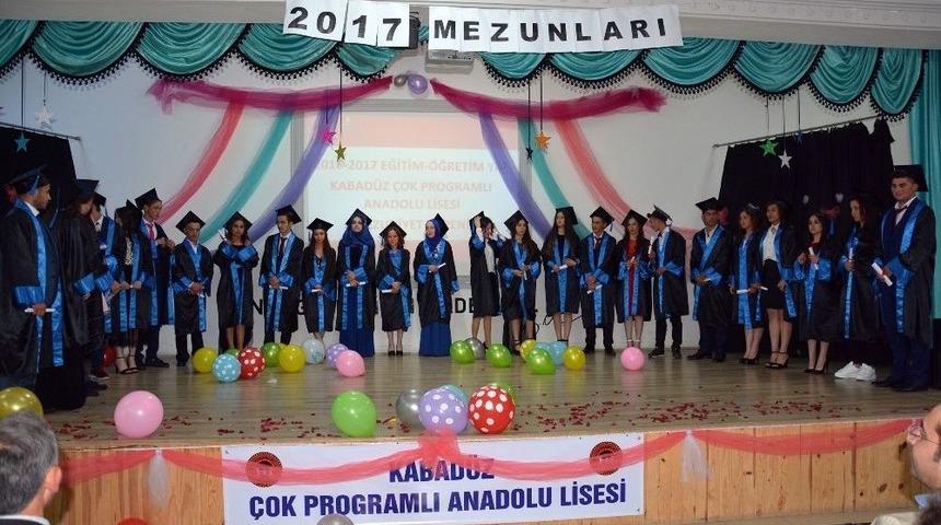 Kabad&uuml;z&rsquo;de Mezuniyet T&ouml;reni
