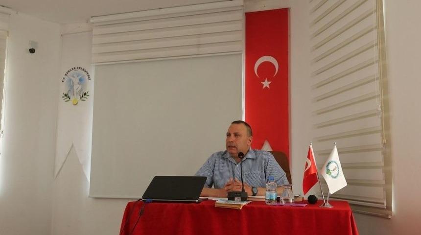 Efeler&rsquo;de Etik Konuşuldu