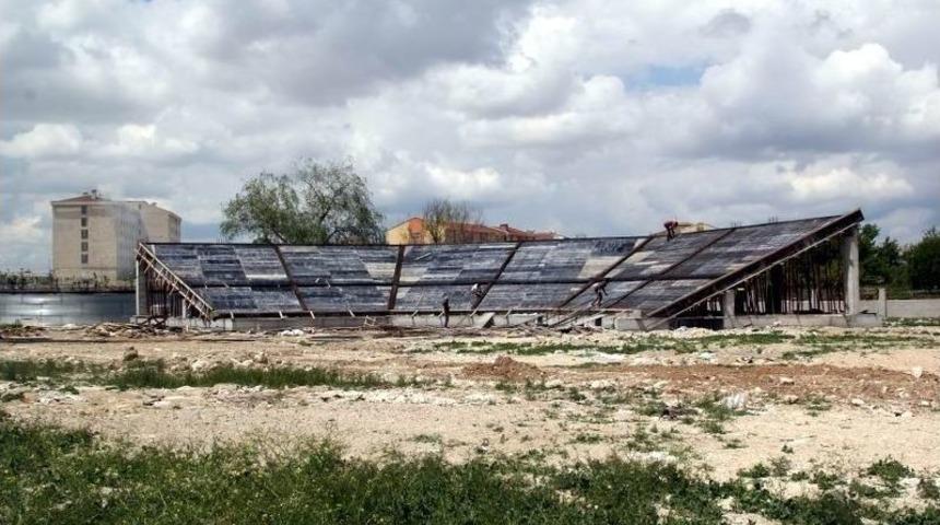 Cihanbeyli&rsquo;de Anıt Parkı İnşaatı Devam Ediyor