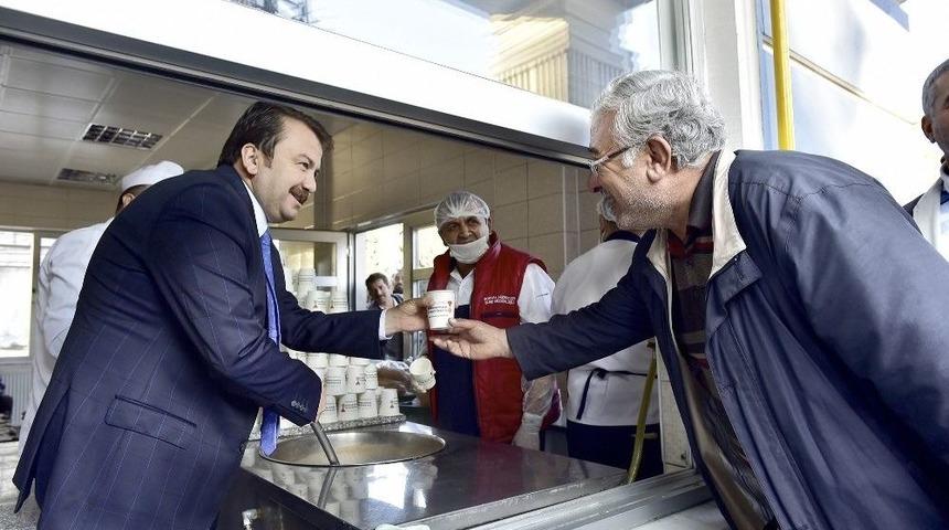 Başkan Erko&ccedil;&rsquo;tan &Ccedil;orba İkramı