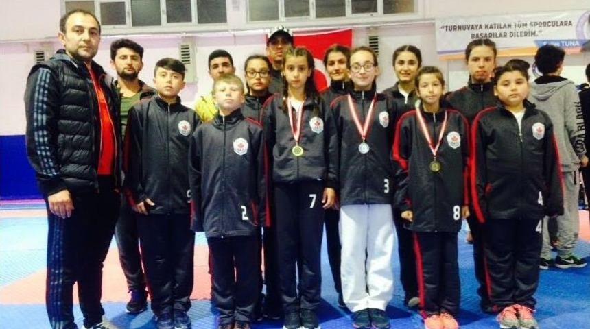 Bilecik Belediyesi Taekwondo Takımı Umut Vaat Ediyor