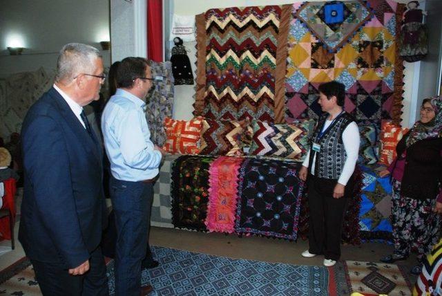 Bayramiç Halk Eğitim Merkezinden Yıl Sonu Sergisi 1