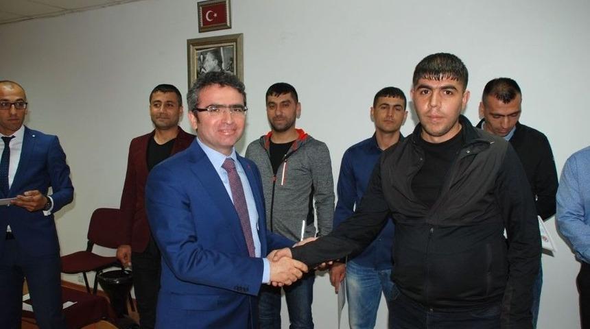 Kader Mahkumlarının Diploma Sevinci