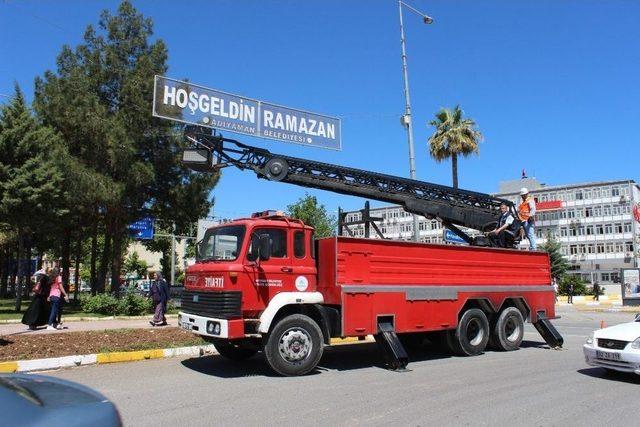 Adıyaman ’hoş Geldin Ramazan’ Işıklarıyla Süslendi