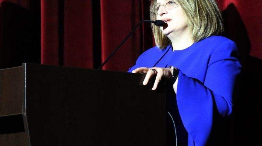 Miniklerden Muhteşem Yıl Sonu Gösterisi