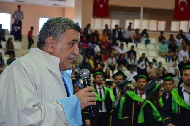 Hrü Ziraat Fakültesinde Mezuniyet Töreni Yapıldı