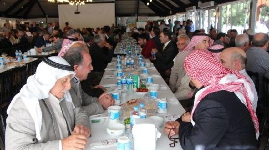 T&uuml;rkiye Ve Suriye'de Dağılan Aşiret &Uuml;yeleri Şanlıurfa'da Buluştu