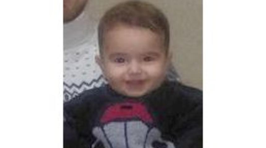 Balkondan D&uuml;şen &Ccedil;ocuk &Ouml;ld&uuml;