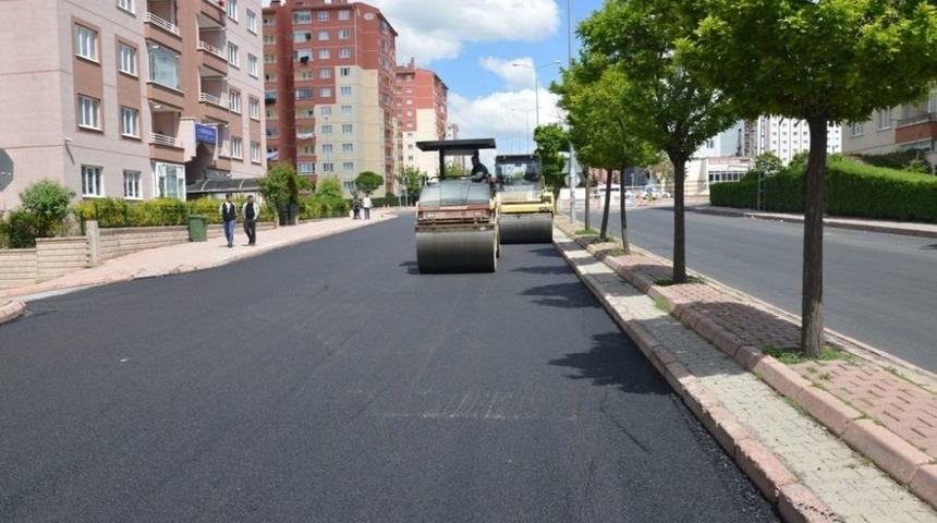 Gesi Cumhuriyet Mahallesi Asfaltlanıyor