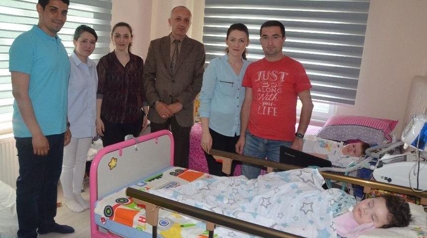 Minik Sma Hastalarını Dr. Ali Mumcu Ziyaret Etti