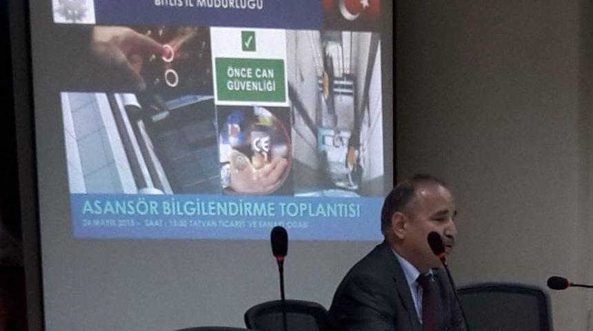 Tatvan&rsquo;da Asans&ouml;r Bilgilendirme Toplantısı