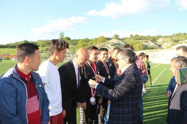 Pazarlar’da Futbol Turnuvası Sona Erdi