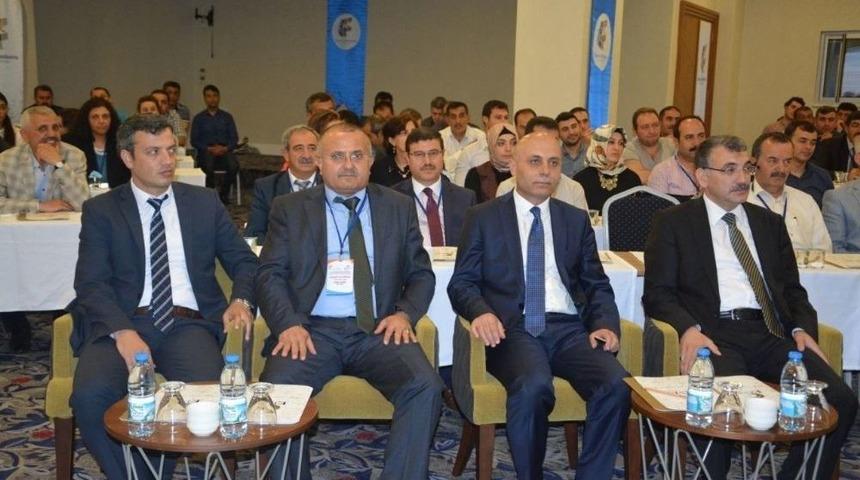 Van Tapu Ve Kadastro B&ouml;lge M&uuml;d&uuml;rl&uuml;ğ&uuml; 2017 Yılı Hizmeti&ccedil;i Eğitimi