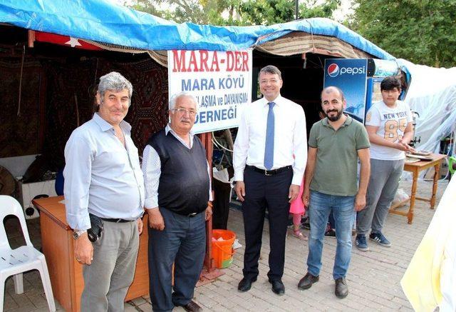 Başkan Turgut, Festival Stantlarını Gezdi