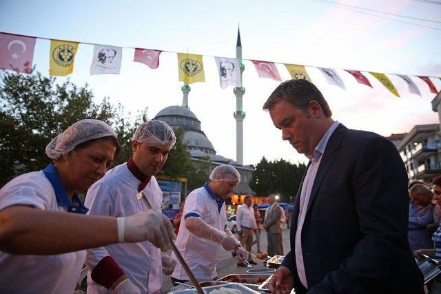 16 Bin Bucalı İftar Sofralarında Ağırlanacak