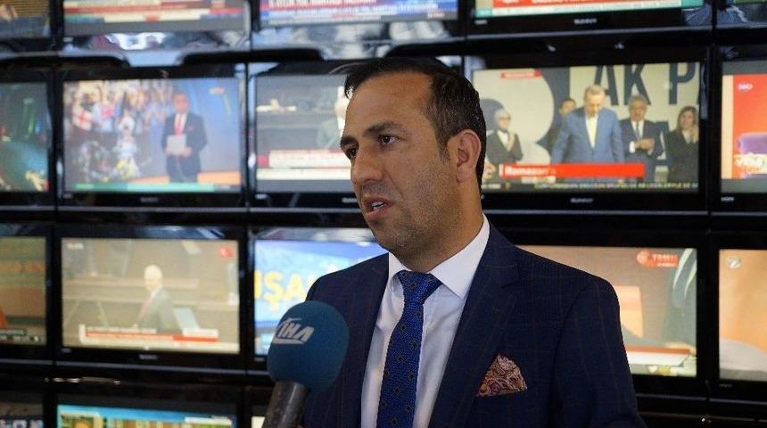 (&ouml;zel Haber) Adil Gevrek: "takıma Katkı Sağlayan Yıldız İsteriz"