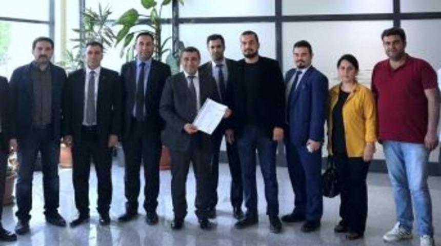 Mhp&rsquo;li Taşdoğan, Mazbatasını Aldı