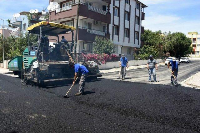 Aliağa’da Dev Asfalt Hamlesi Sürüyor