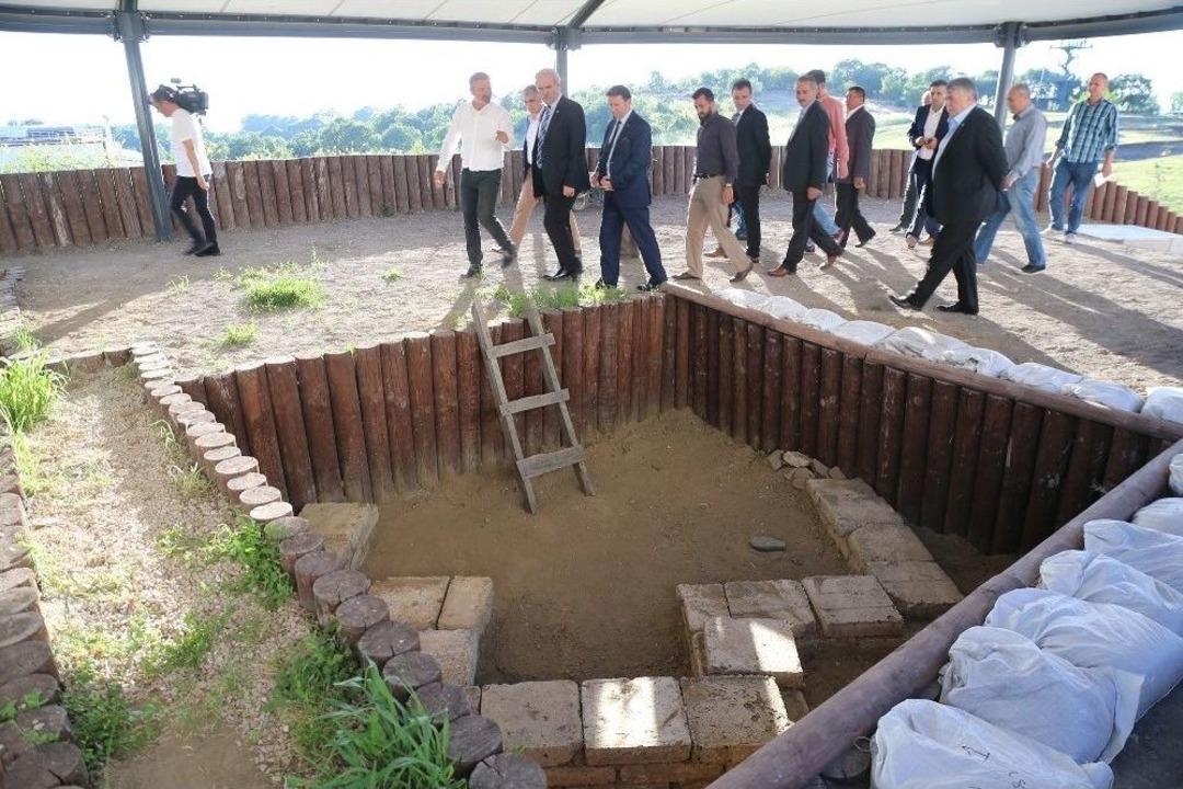 Bilim Adamları Zaman T&uuml;nelinde