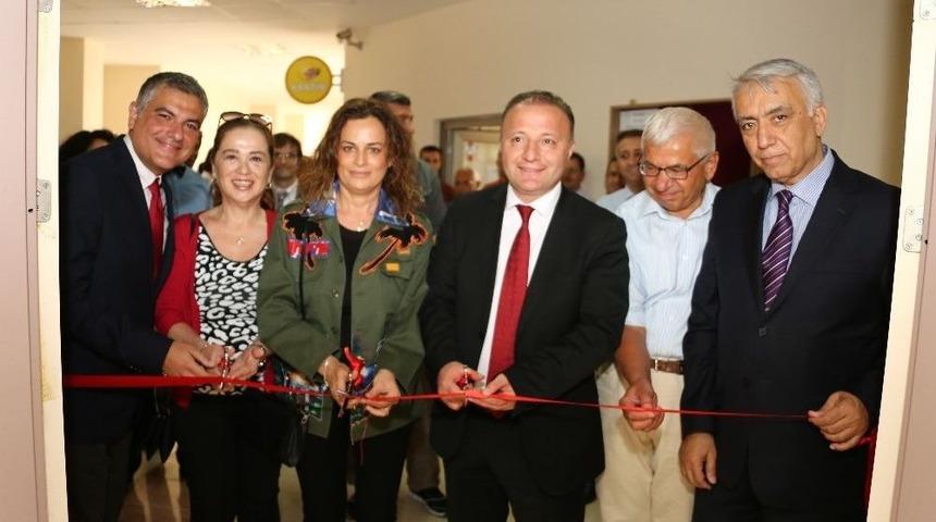 Akdeniz &Uuml;niversitesi Fen Fak&uuml;ltesine Bilgisayar Laboratuvarı