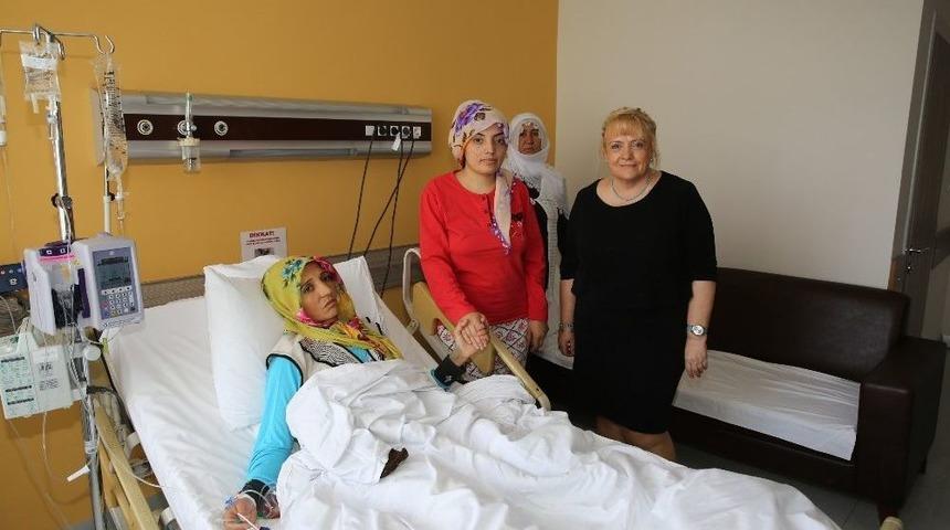 U&uuml;&rsquo;de İkiy&uuml;z&uuml;nc&uuml; Karaciğer Nakli