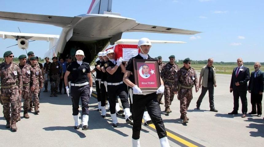 Şehit Mesut Yılmaz&rsquo;ın Naaşı Samsun&rsquo;da