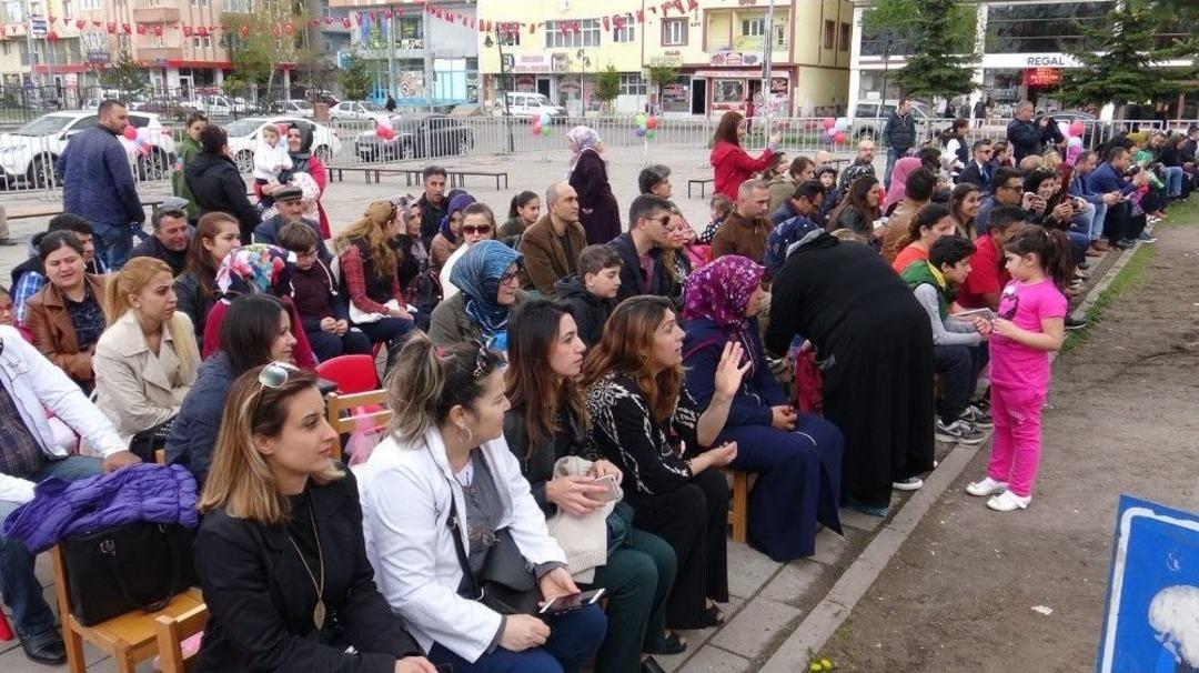 80. Yıl Anaokulu&rsquo;nda Mezuniyet Heyecanı