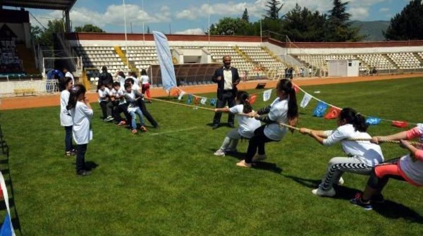 Tokat'ta Geleneksel &Ccedil;ocuk Oyunları Şenliği D&uuml;zenlendi