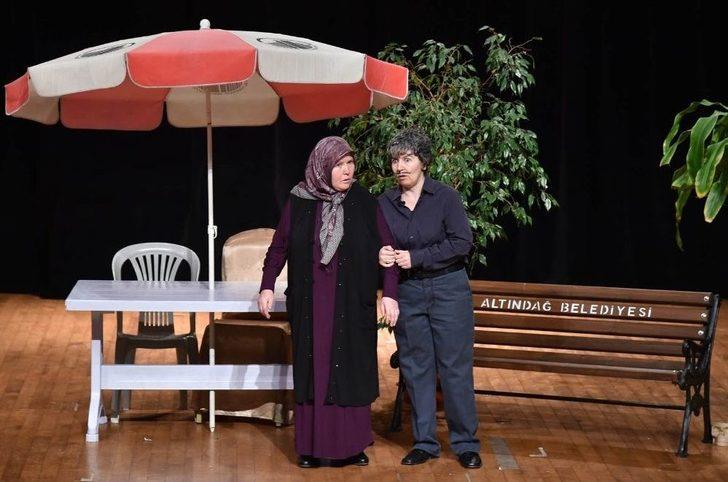 Altındağlı Kadınlar Sahnenin Tozunu Attırdı G2