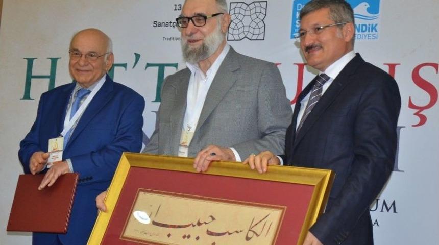 Pendik&rsquo;te Hat Sanatı Paneli D&uuml;zenlendi