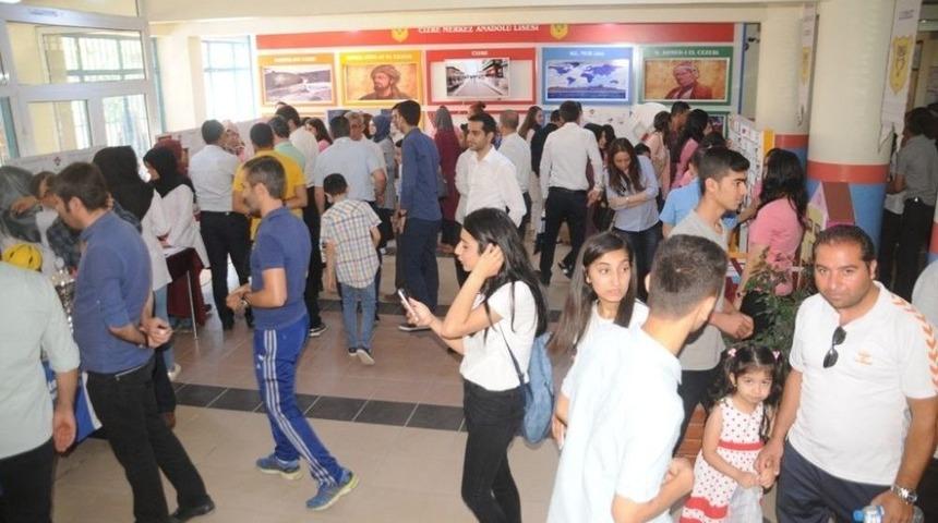 Cizre Merkez Anadolu Lisesinde T&uuml;bitak Bilim Fuarı A&ccedil;ıldı