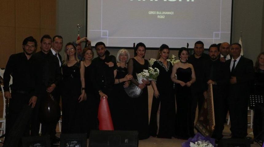 Şarkılarını Kimsesiz &Ccedil;ocuklar İ&ccedil;in S&ouml;ylediler