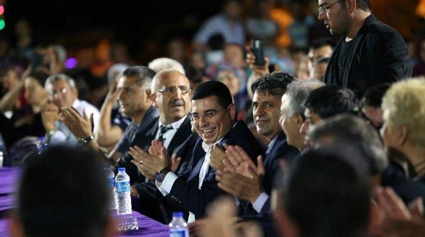 Başkan T&uuml;t&uuml;nc&uuml;, G&ouml;&ccedil;erler Mahallesi&rsquo;nde