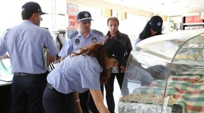 Arnavutk&ouml;y'den &Ccedil;at Kapı Gıda Denetimi