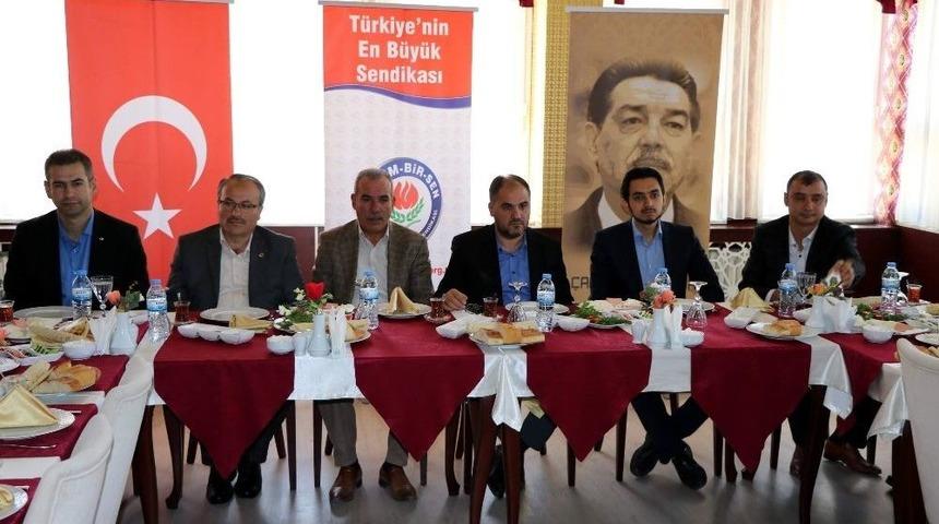 Yozgat Eğitim Bir-sen Şube Başkanı Şerefli: