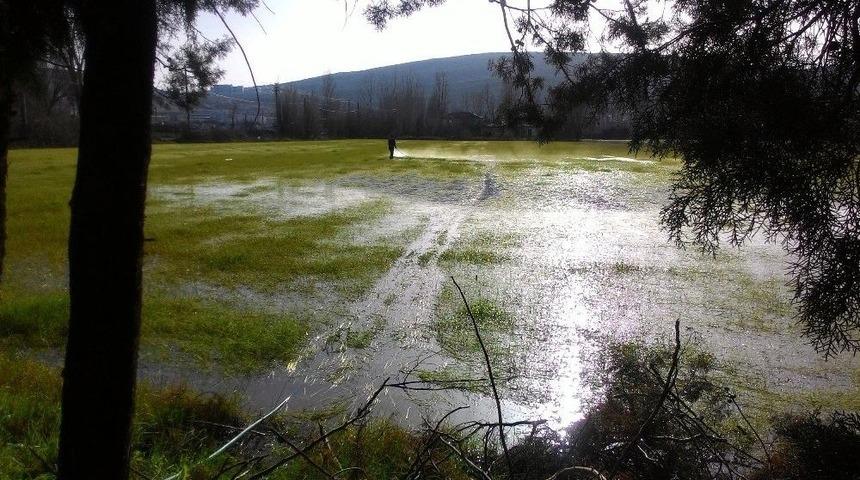 Karabağlar Yaylasında Sorun &Ccedil;&ouml;z&uuml;ld&uuml;