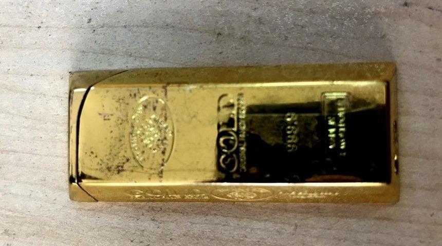 Adıyaman&rsquo;da 5 Tl&rsquo;lik &Ccedil;akmakları &lsquo;k&uuml;l&ccedil;e Altın&rsquo; Diye Satan Dolandırıcılar Yakalandı