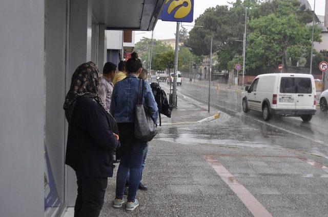 Balıkesir’de Sağanak Yağış