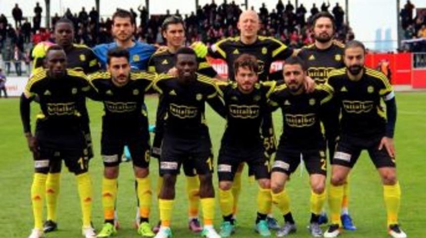 Yeni Malatyaspor&rsquo;da 12 Futbolcunun S&ouml;zleşmesi Sona Erdi