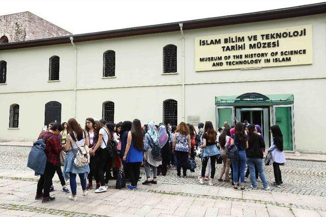 İstanbul Yolcusu Kalmasın Projesi’nden 45 Bin Lise Öğrencisi Faydalandı