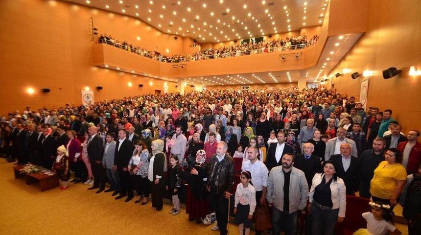 Nezaket El&ccedil;ileri Kervanına 600 &Ouml;ğrenci Daha Katıldı