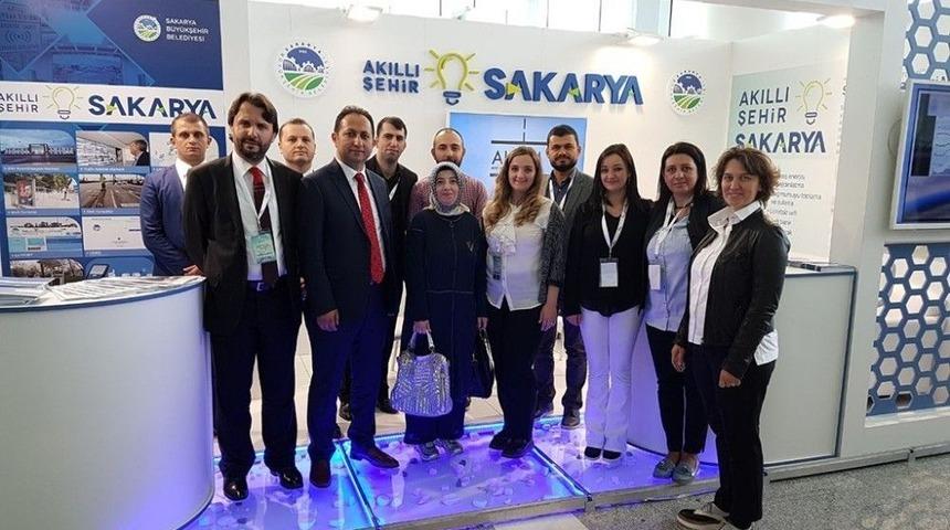 &lsquo;akıllı Şehir Sakarya&rsquo; Standına Yoğun İlgi